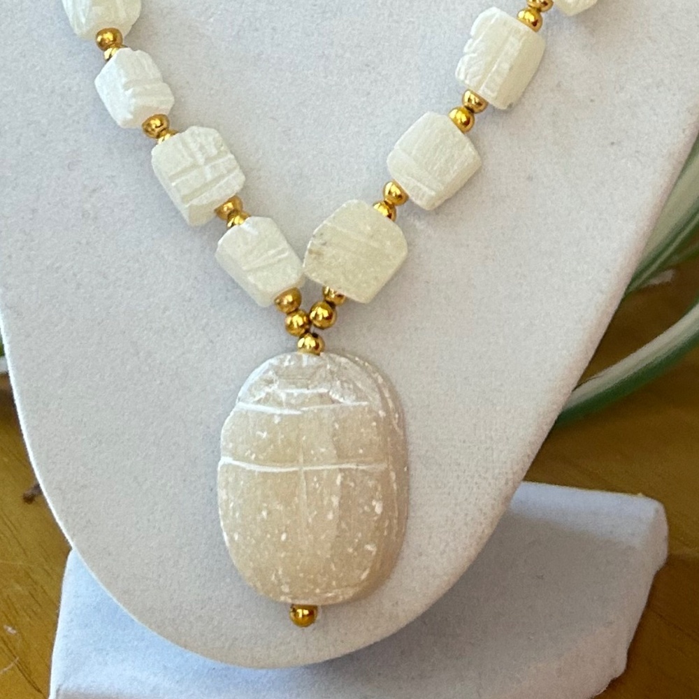 Necklace - Picture 2 of 8